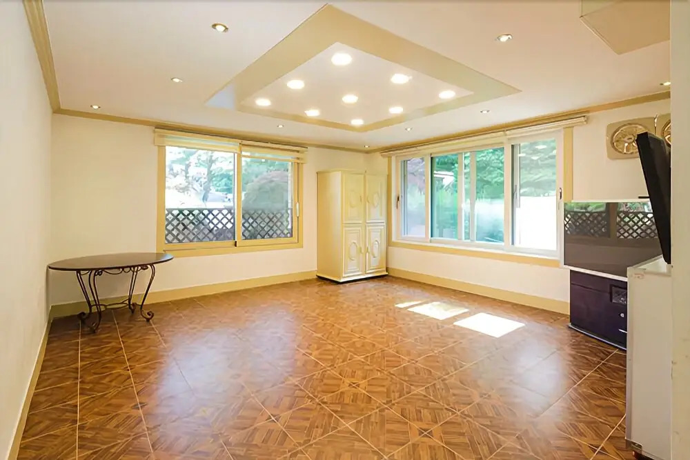 Yongin Ida Wood Pension