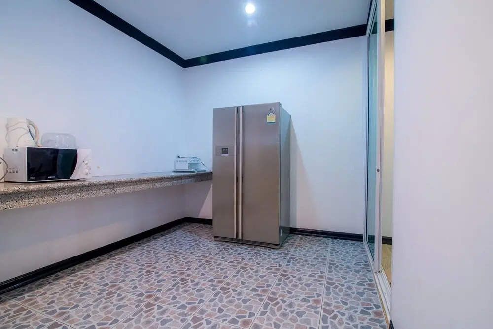 Baan Lake Hill Party Pool Villa