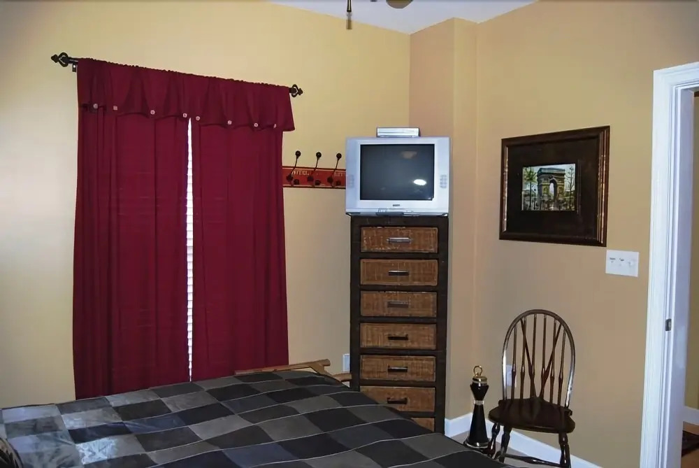 Indies 501 Condo