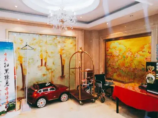 Huifong International Hotel