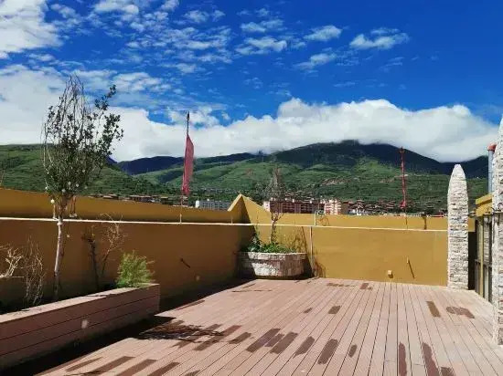 Bliss Hotel