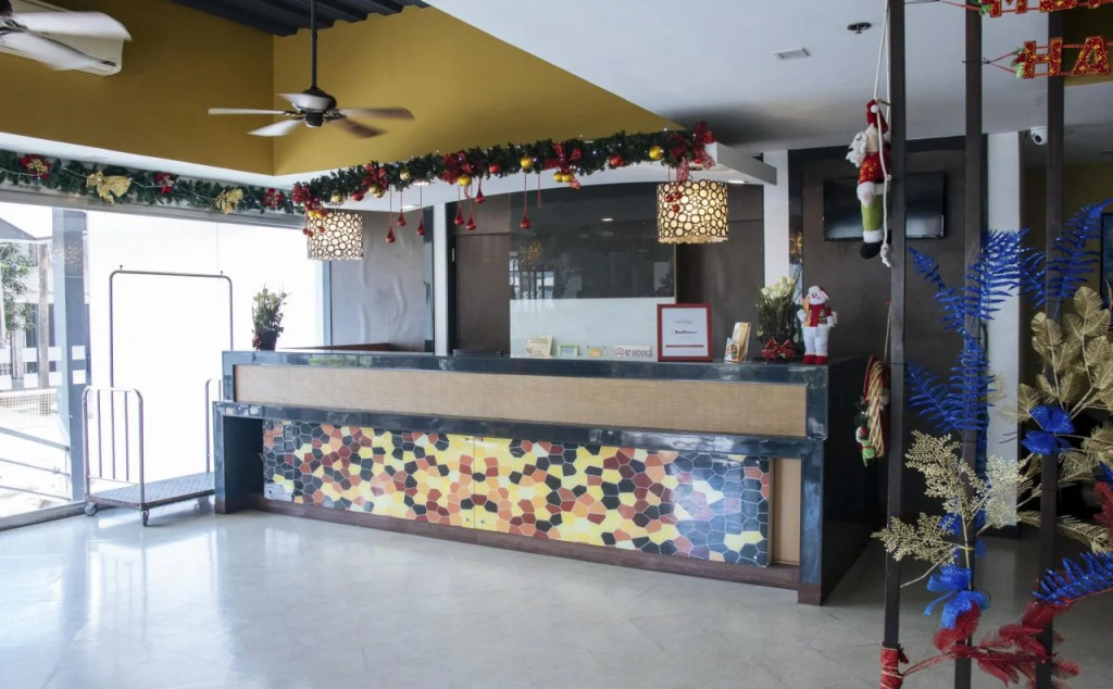 RedDoorz Plus @ Balagtas Makati