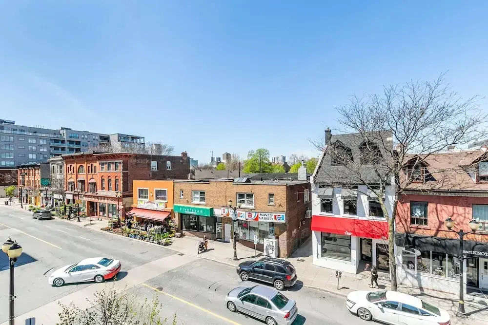 1BR Boutique Apt - Within DT Hamilton