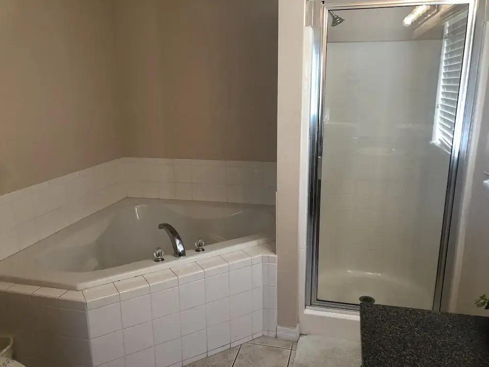 Lovely 4 Bed Home with Private Pool and Game Room in Disney Area SR1007SRD