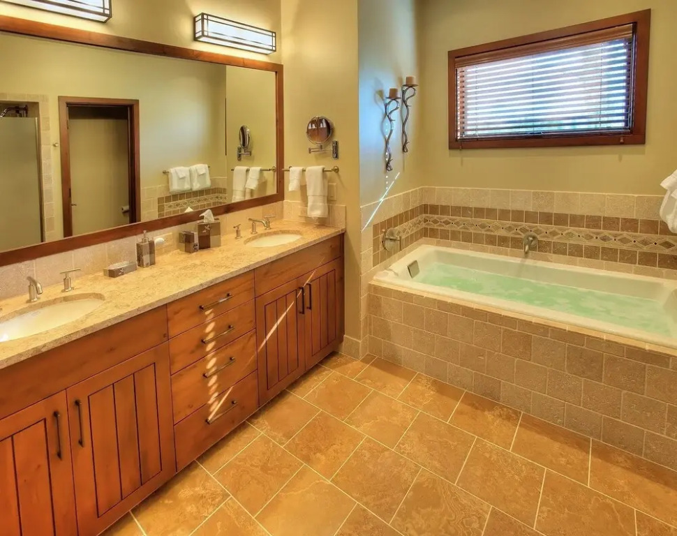 Bear Claw