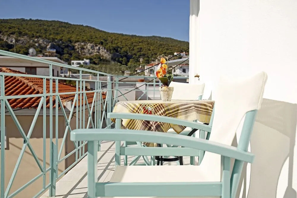 Agistri Apartments