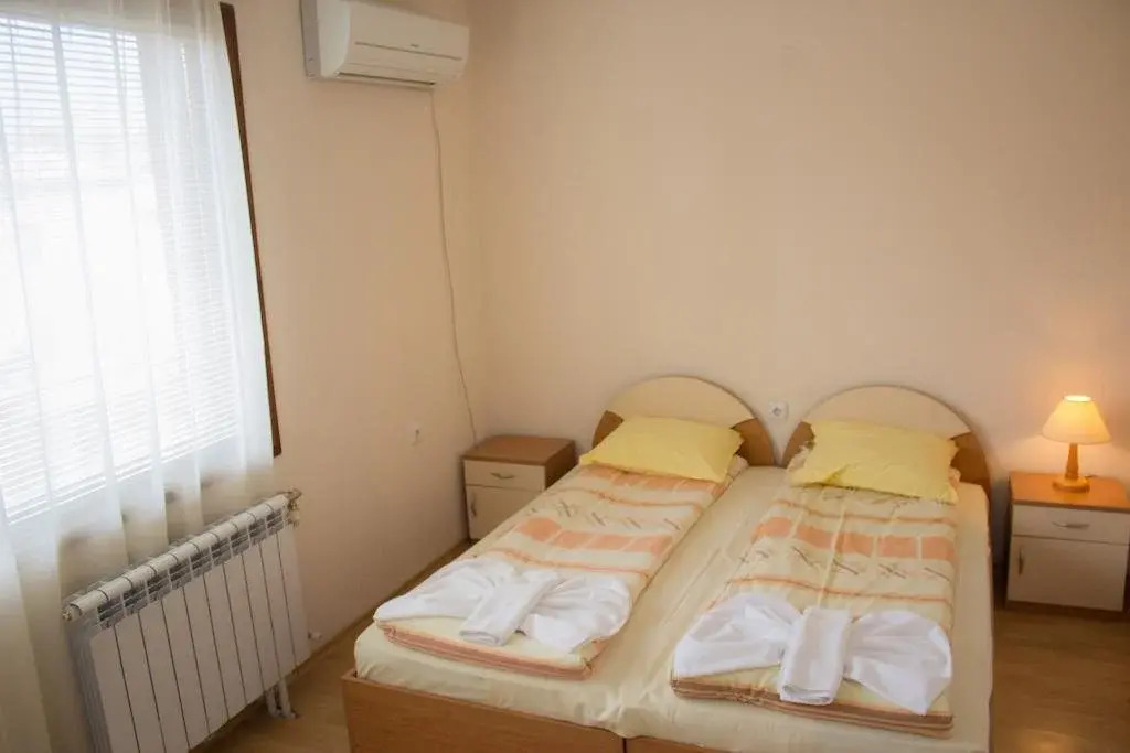 Vikoni Family Hotel