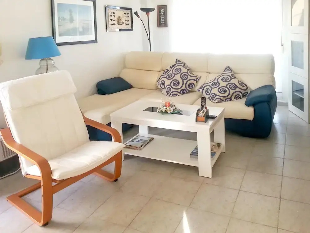 House With 2 Bedrooms in Torrevieja, With Pool Access, Furnished Garde