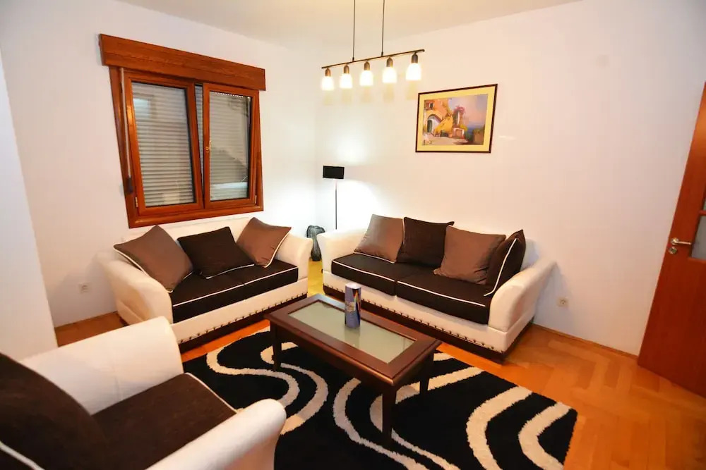 Hana Apartment