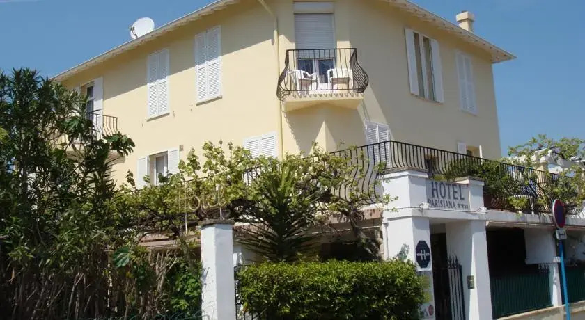 Villa Parisiana