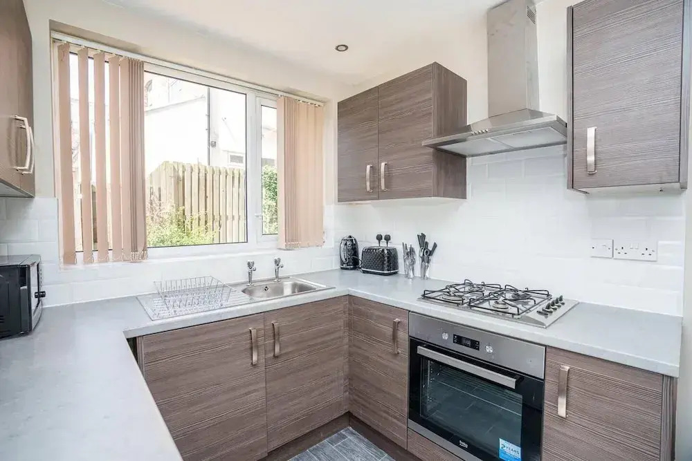 Charming 4-bed House in Nottingham Sleeps 7
