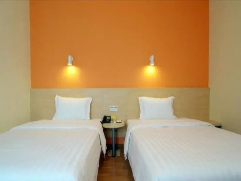 7Days Inn Ge'ermu Kunlun Road Branch