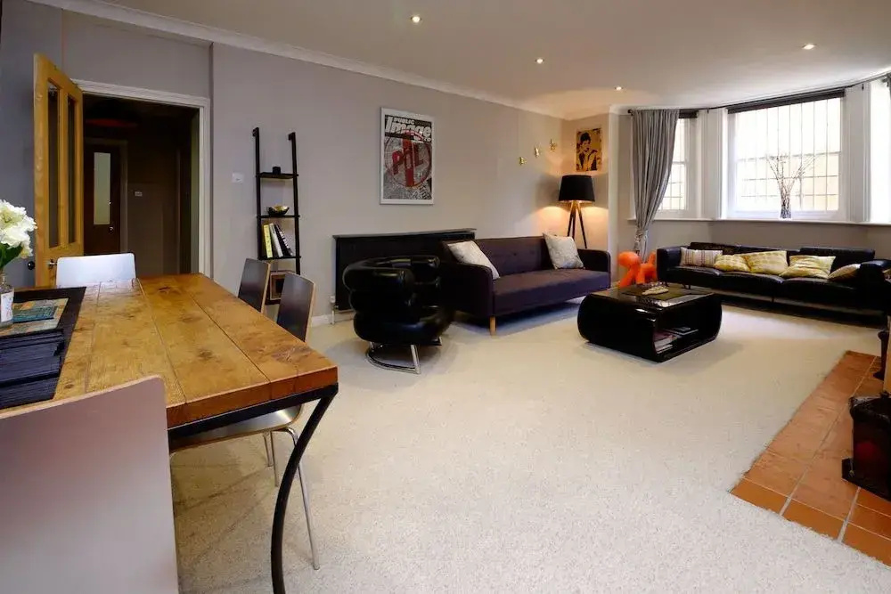 Upper Rock Brighton   Guest House