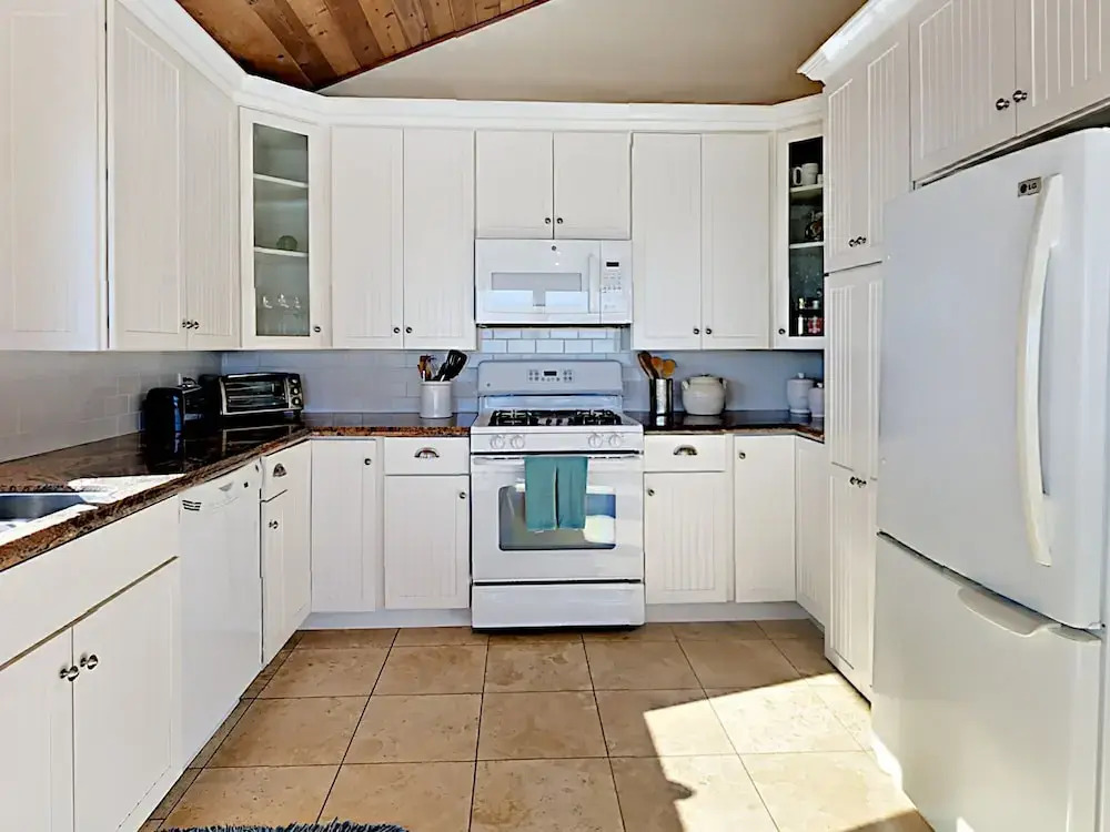 3br W/ Panoramic Ocean Views 3 Bedroom Home