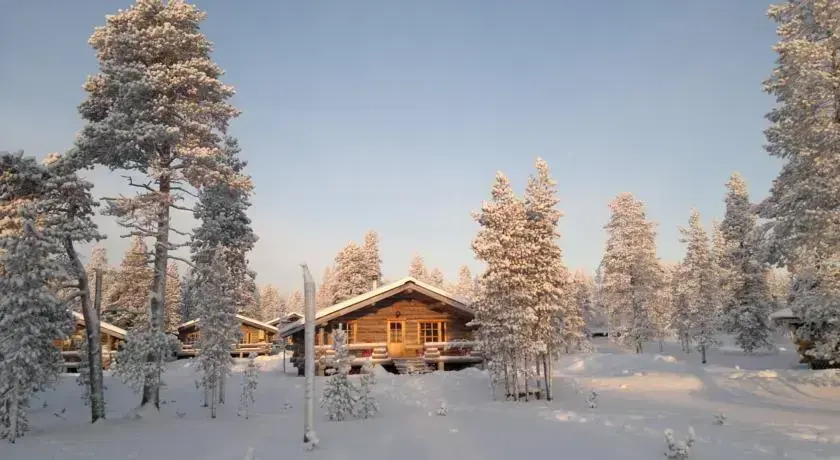 Saariselkä Inn Log Cabins