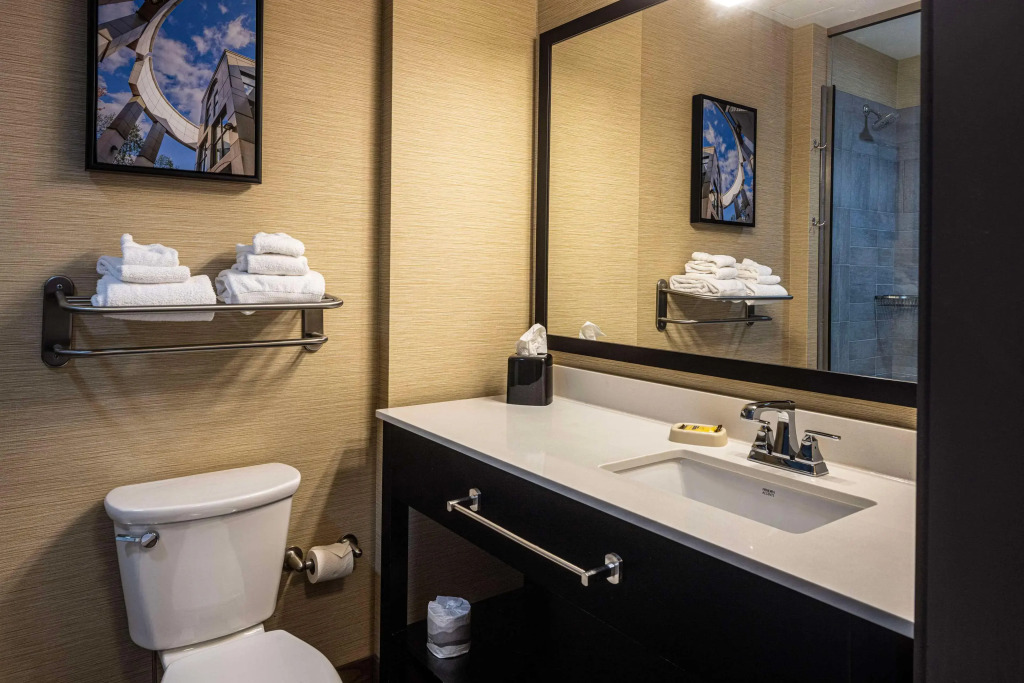 Best Western Plus Franciscan Square Inn & Suites Steubenville