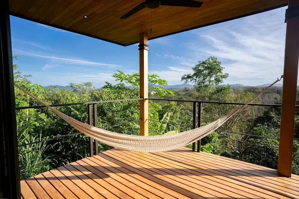 Chic 1BR Escape Breathtaking Balcony Views