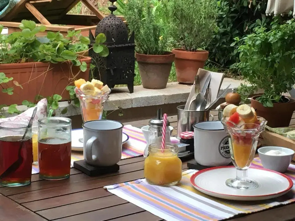 At Home in Malaga Stay & Solo Travellers