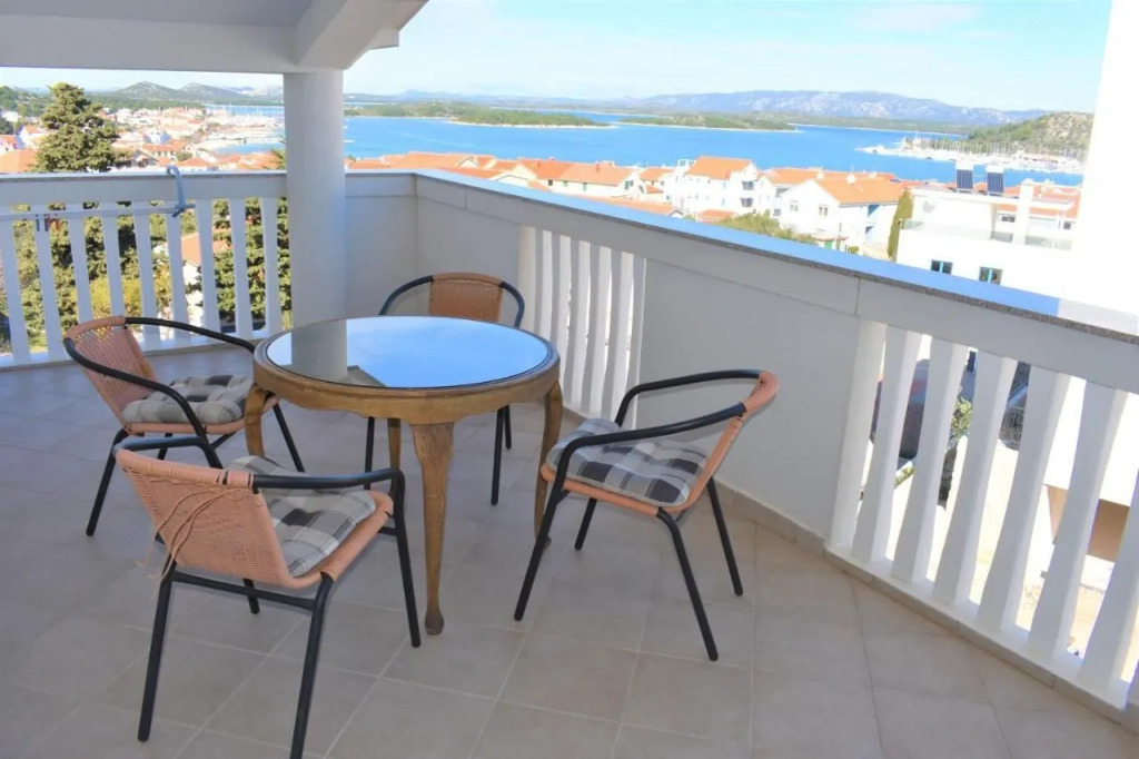 Apartments Janja
