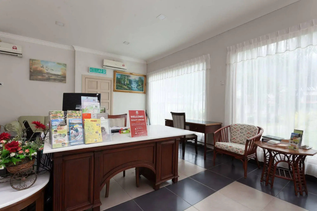 ZEN Rooms Pantai Rhu