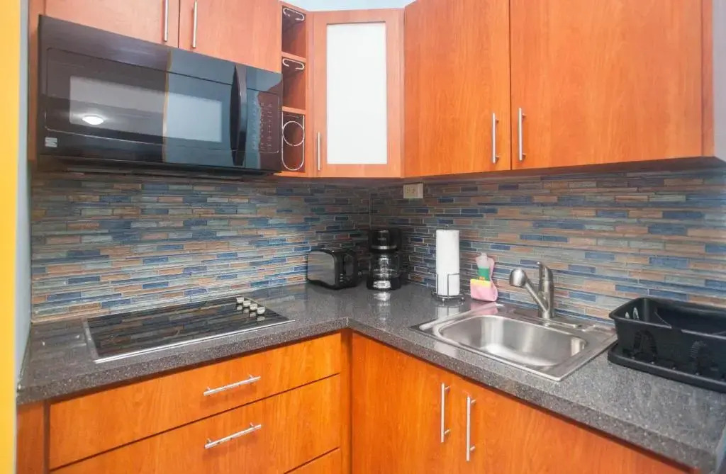 Beachfront Apt on Aguada-5min from Rincon
