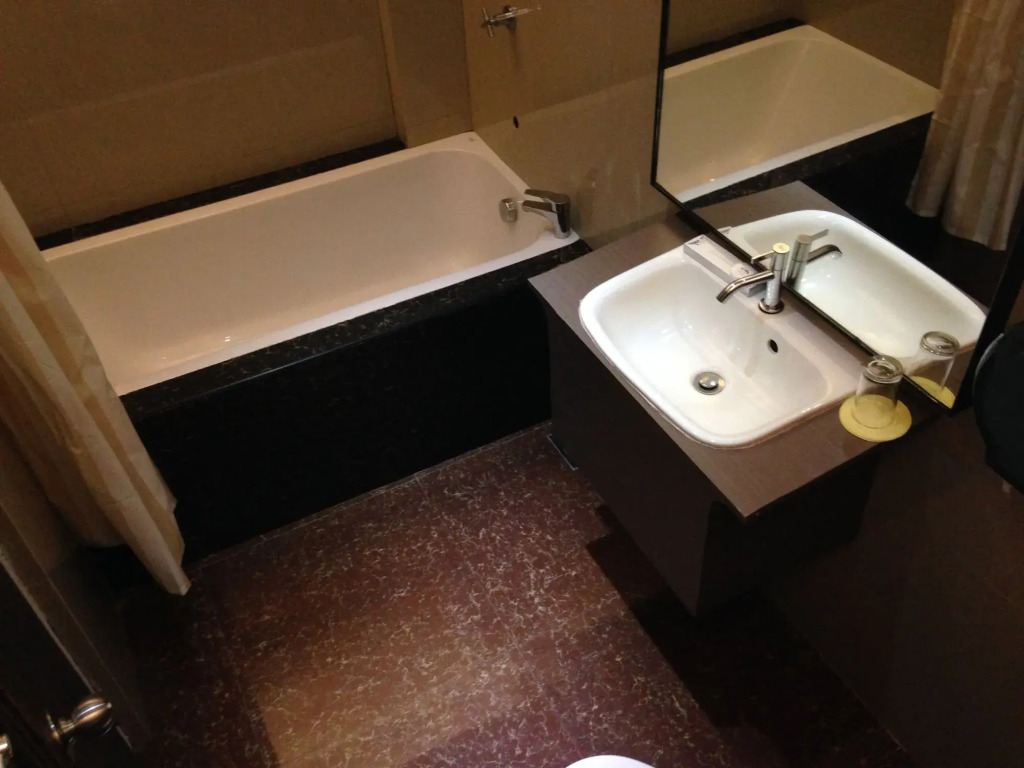 Zanrock MicroHotel