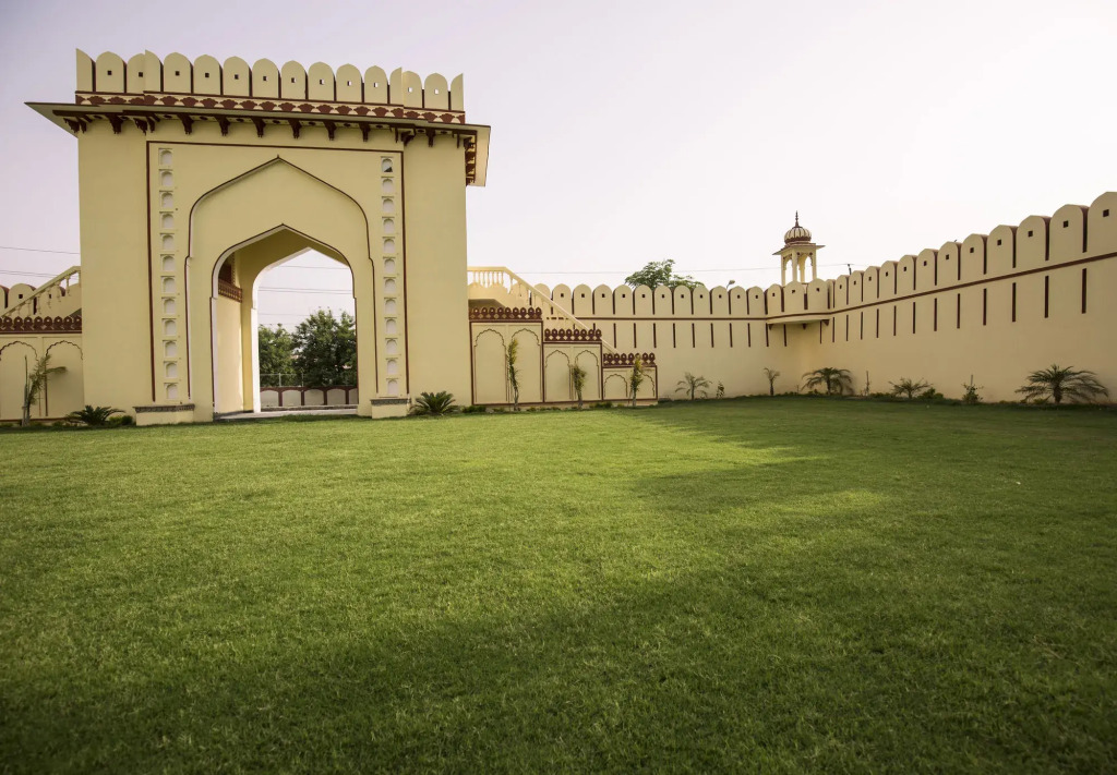 Umaid Haveli-A Heritage Style Hotel & Resort
