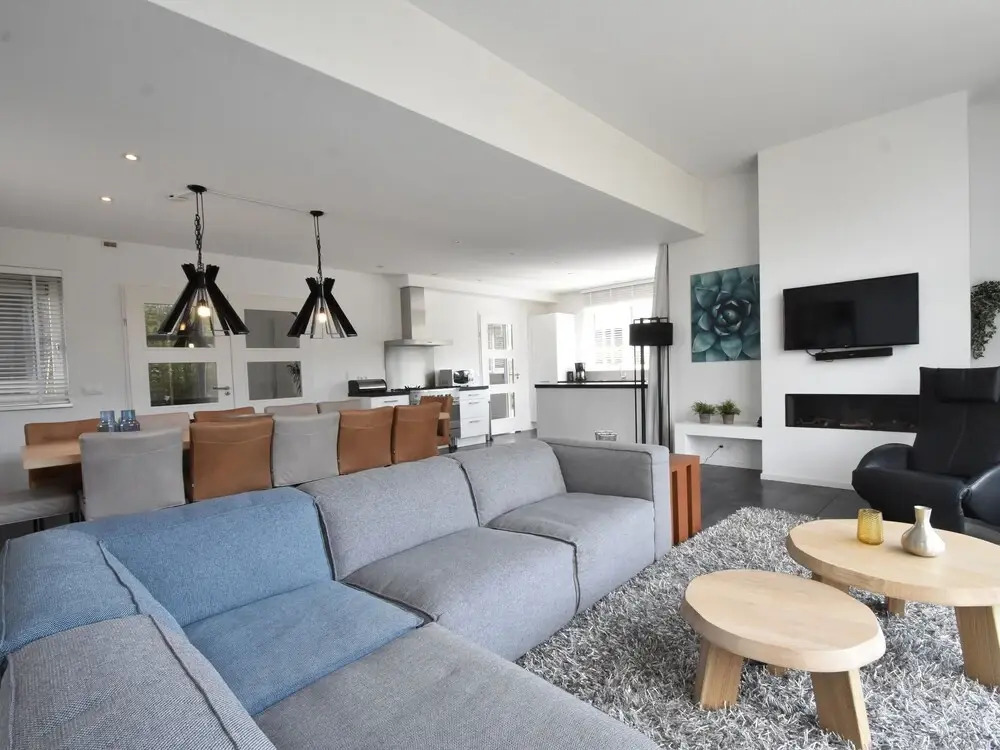 Modern Villa in Harderwijk with Hot Tub