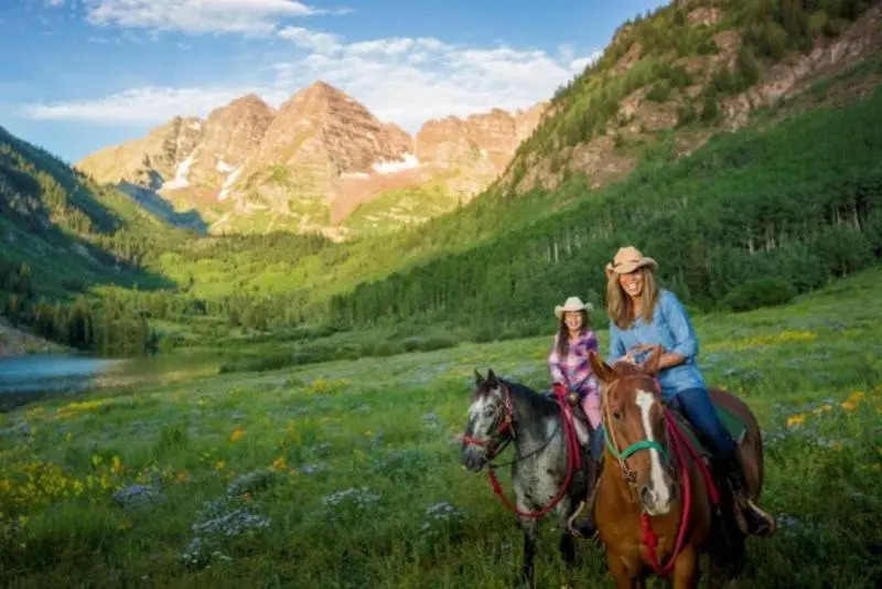 2 Bedroom Condo in Downtown Aspen, Just One Block to Silver Queen Gondola