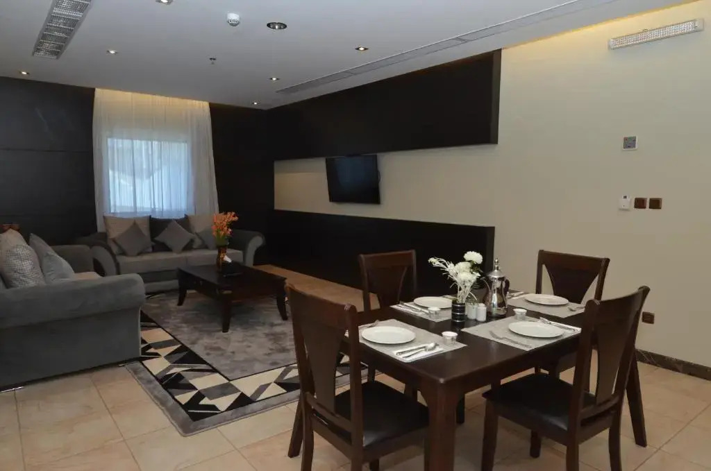 Bayat Suites