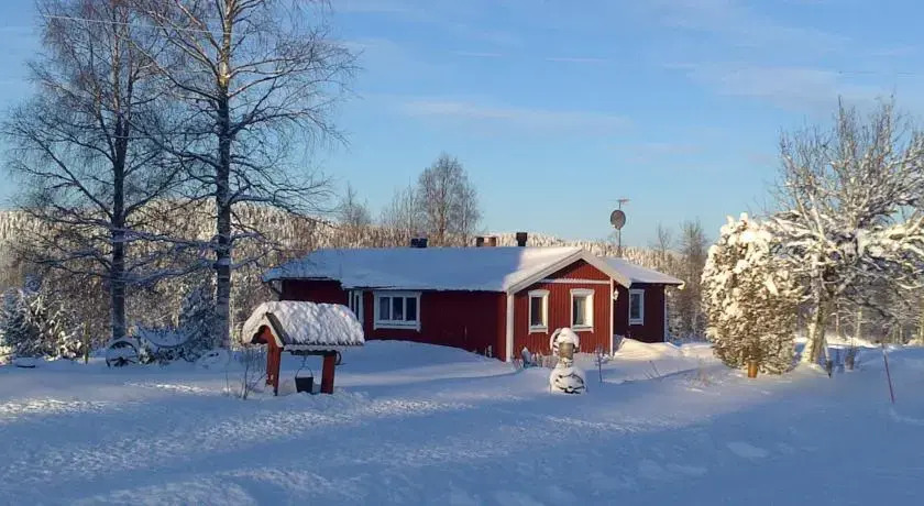 Ivars Bo På Landet