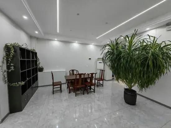 Fuyuan Royal Maple Hotel