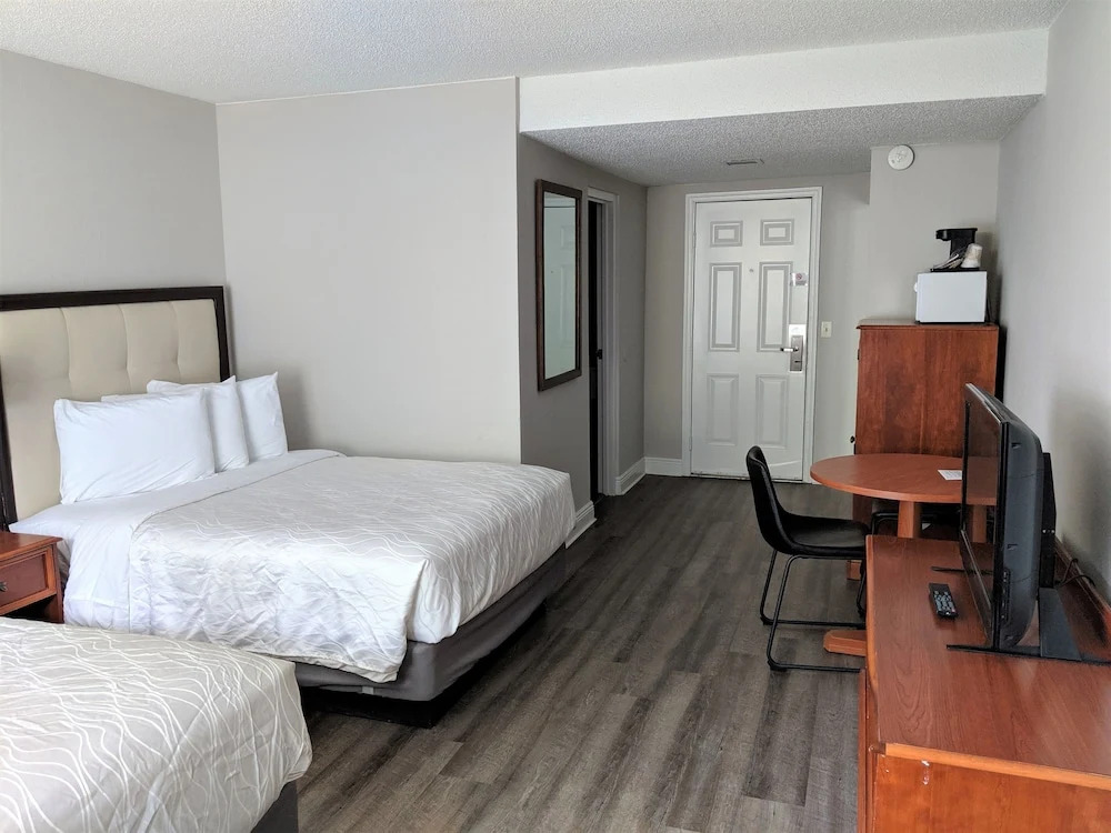 Lakefront Terrace Resort