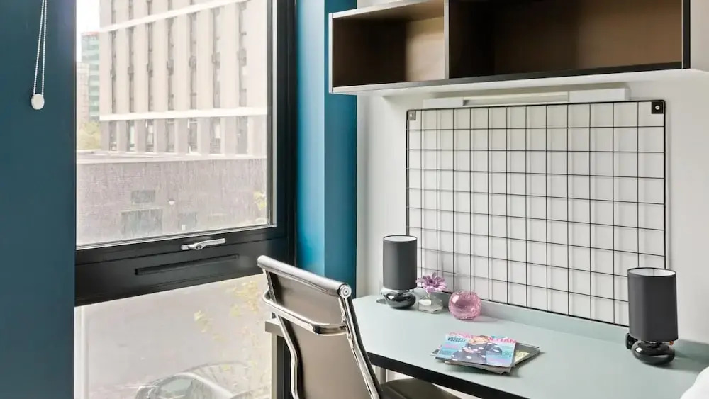Comfortable & Convenient Studio