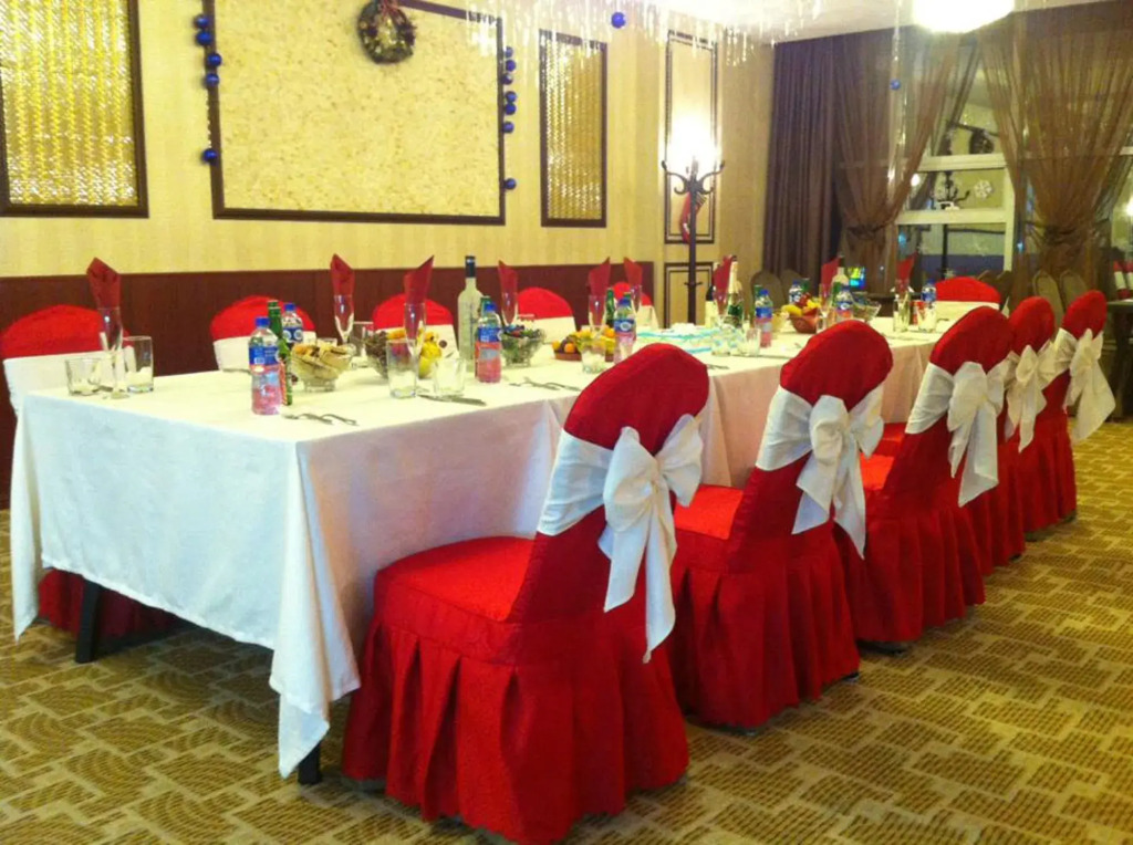 Munkh Khustai Hotel