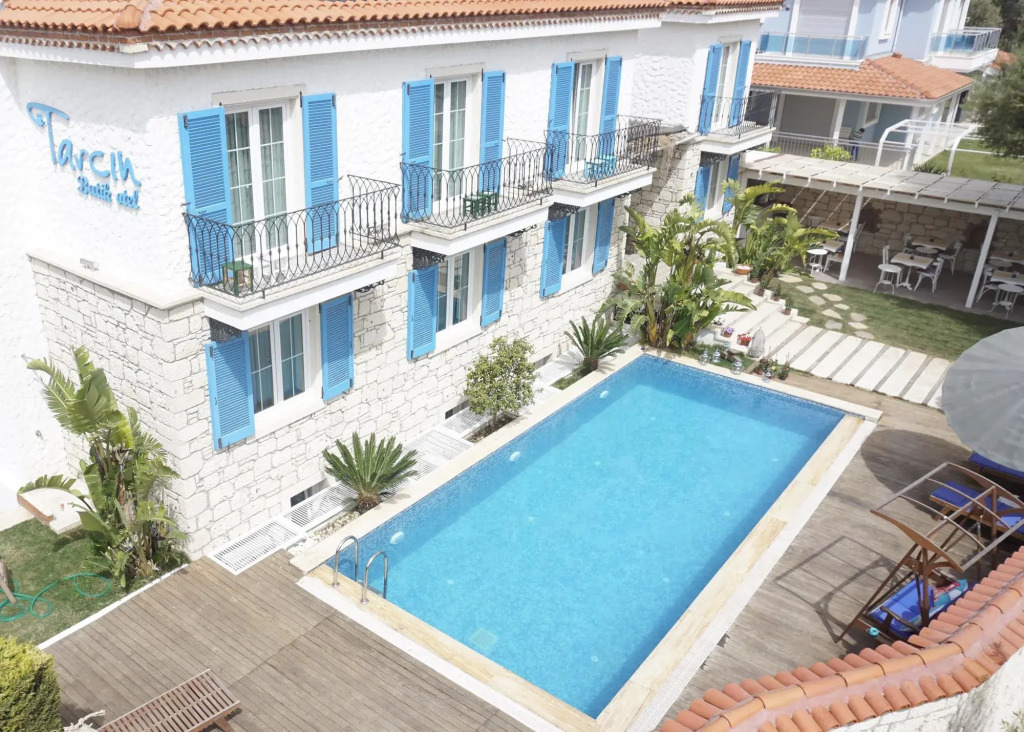 Tarçın Alaçatı Otel