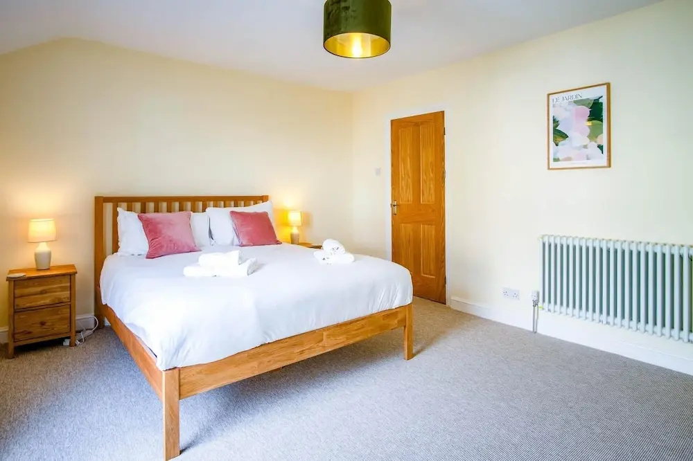 Woodville Road - 2 Bedroom House - Mumbles
