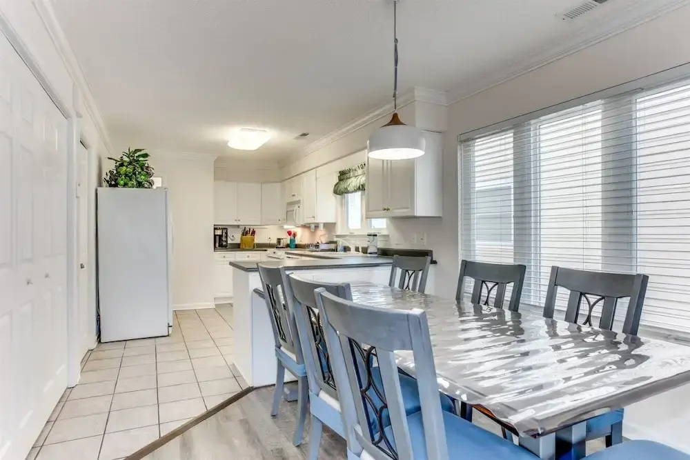4102 South Ocean Blvd by Escape