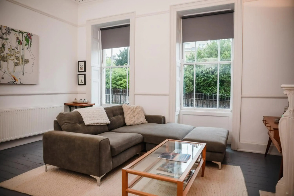 Grand & Graceful One Bed Flat in Clifton Village