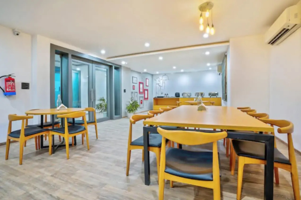 PK Boutique Hotel Noida Expressway