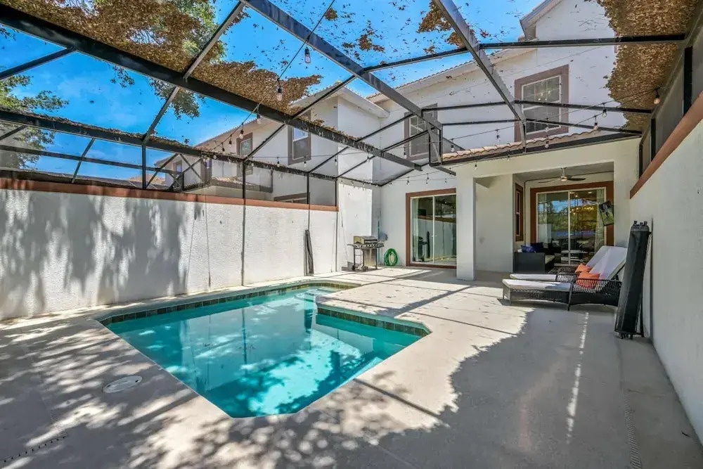Relax in Style at this Spacious 4-Bedroom Villa