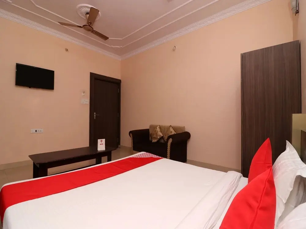 OYO 24145 Haveli Amar Niwas