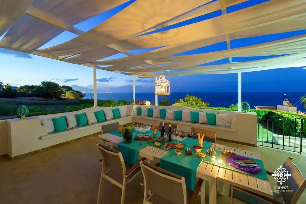 Villa Vittoria  - Dimora fronte mare