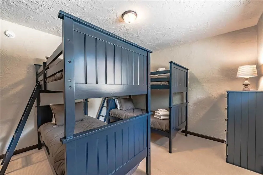 Ruidoso Respite - Six Bedroom Cabin with Hot Tub