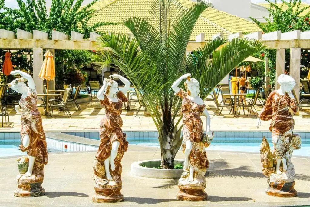 Lacqua diroma Caldas Novas - Piscinas 24 horas - Apartamentos com Roupa de Cama e banho - Caldas Tur
