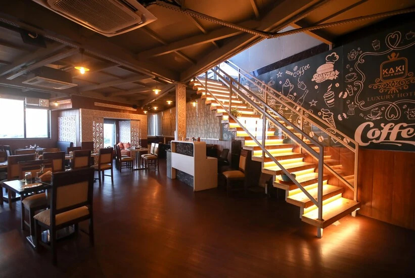 Kaki Hotel & Roof Top Restaurant