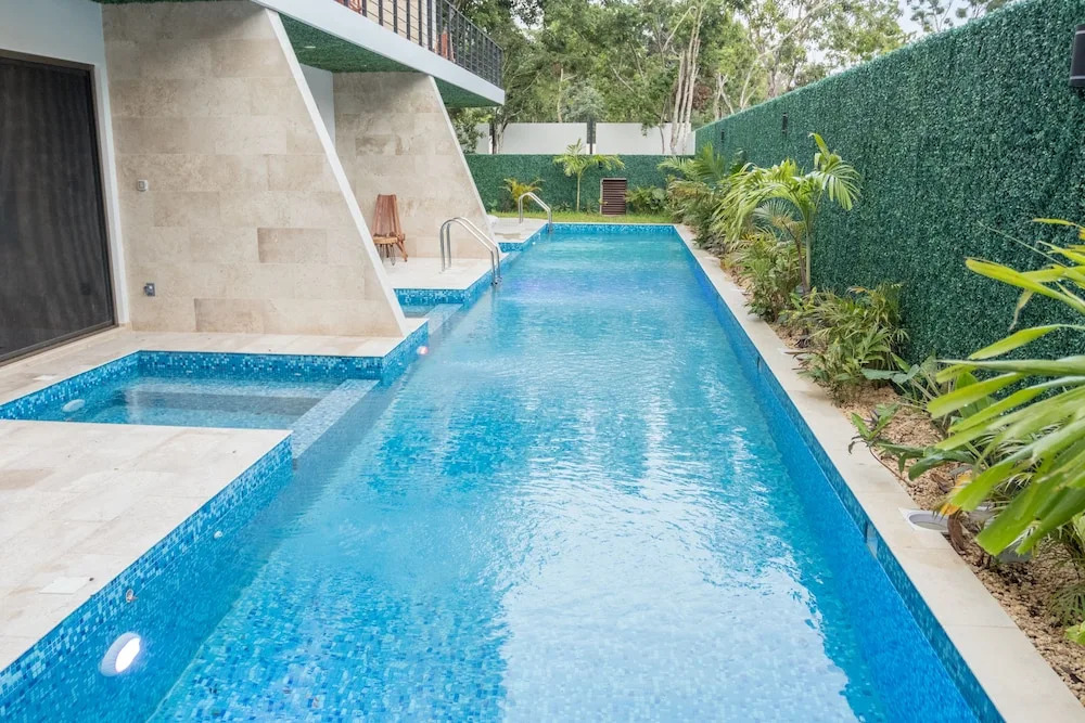 Brava Towers 101 Swim up By Lockey