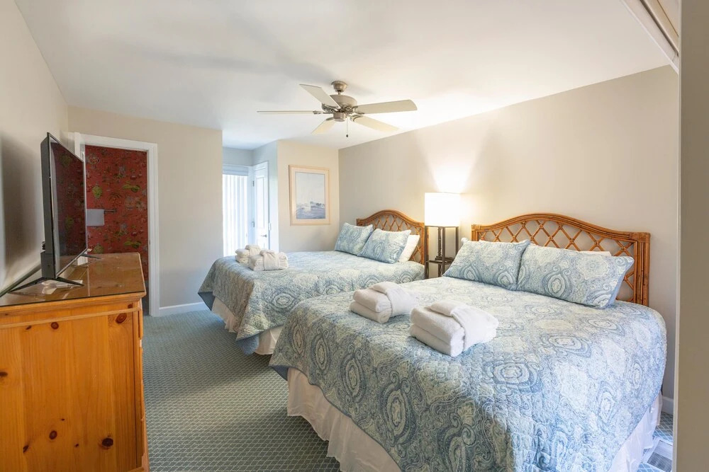 1256 Harbour Town Club at The Sea Pines Resort