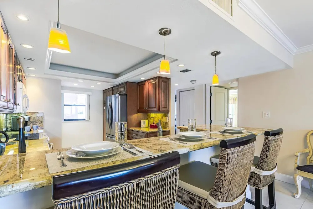 Siesta Breakers With Ocean Views, 5th Floor