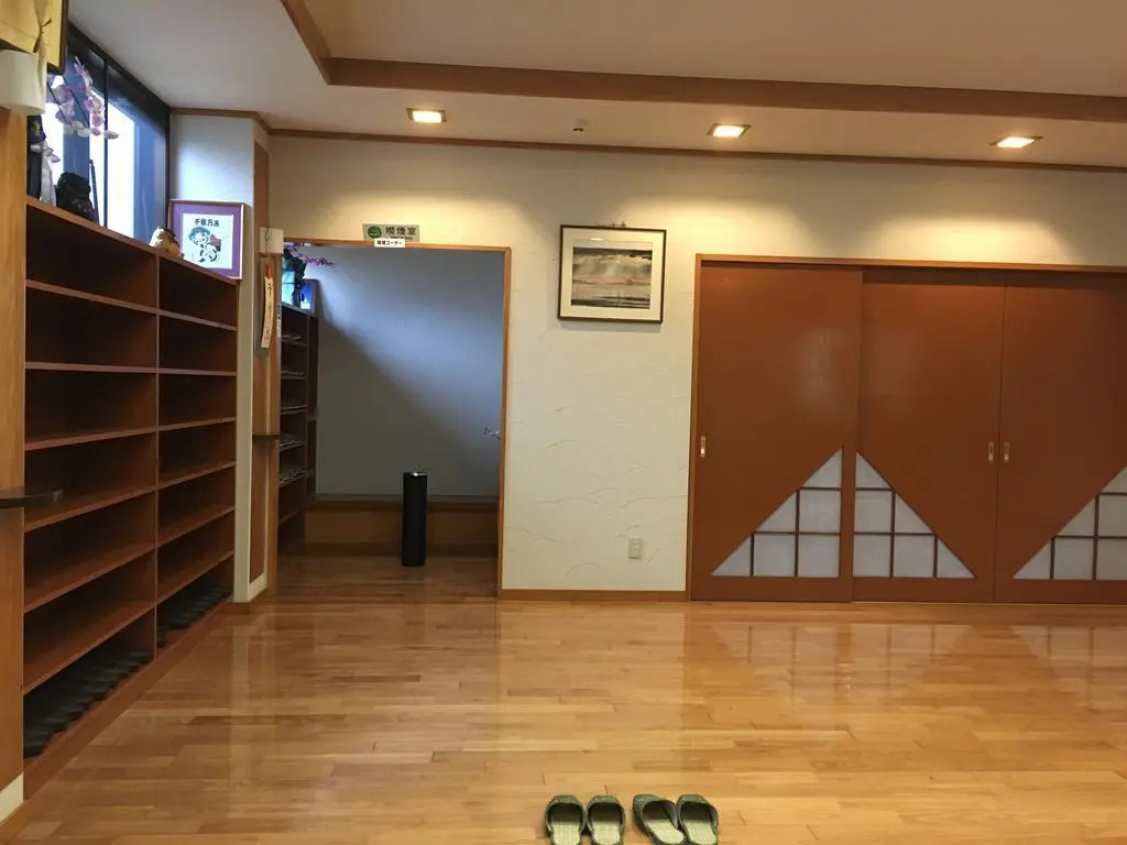 Mikuniya